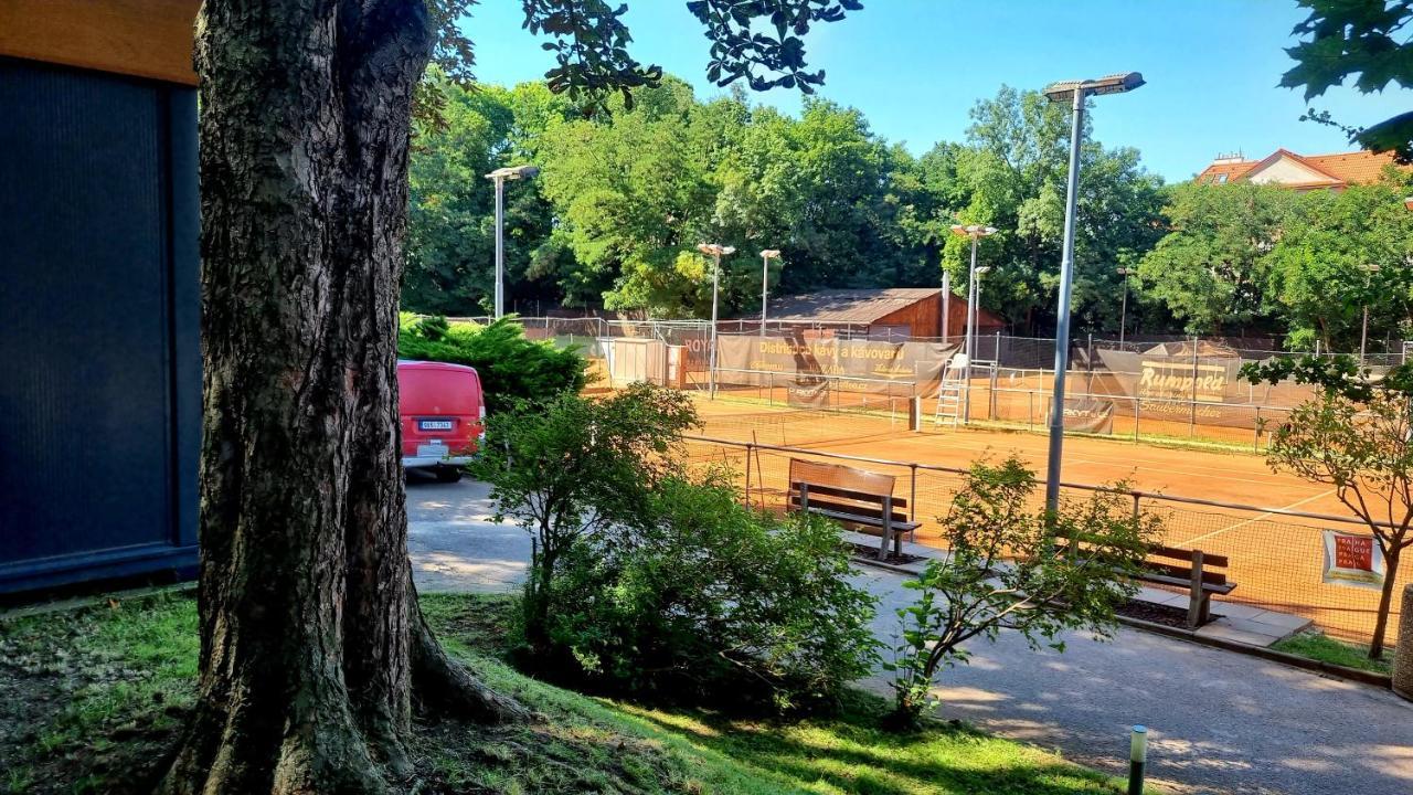 Hostel Cibulka Πράγα Εξωτερικό φωτογραφία